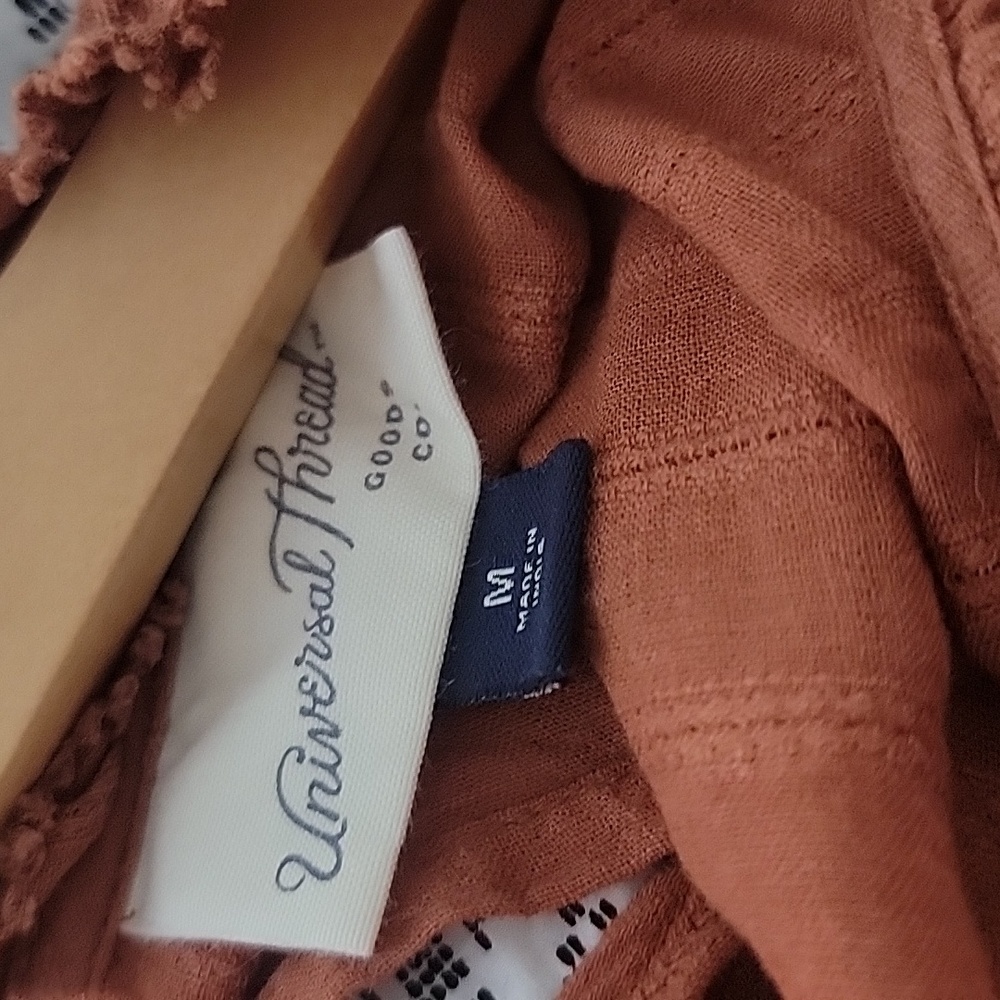 Universal Thread Blouse Size Medium - image 5